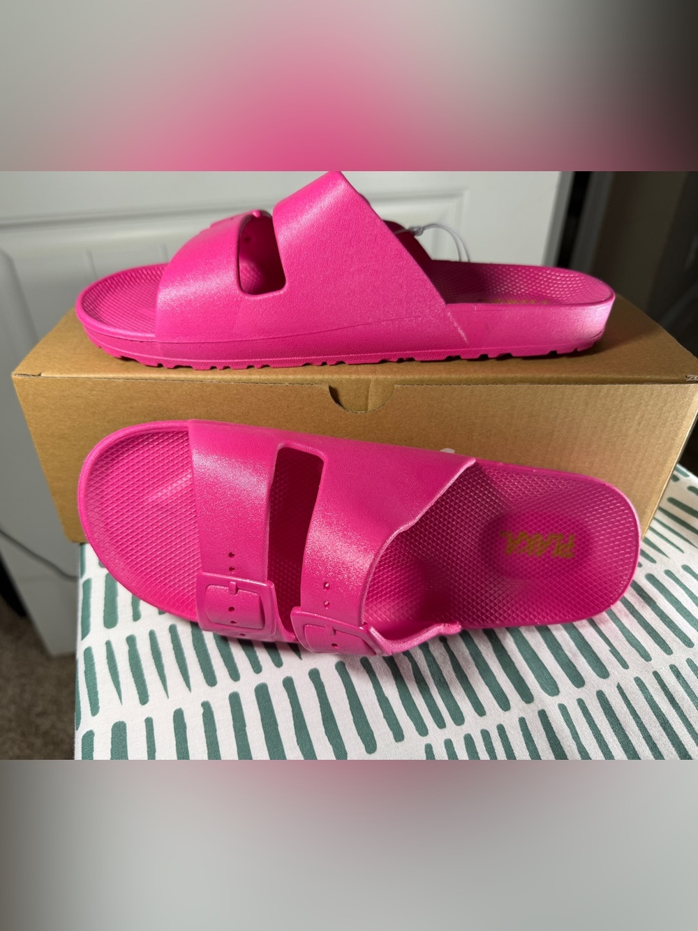 Plaka Genesis Double Buckle Slide Sandals Pink Women’s Size 8 NEW Comfort Slides